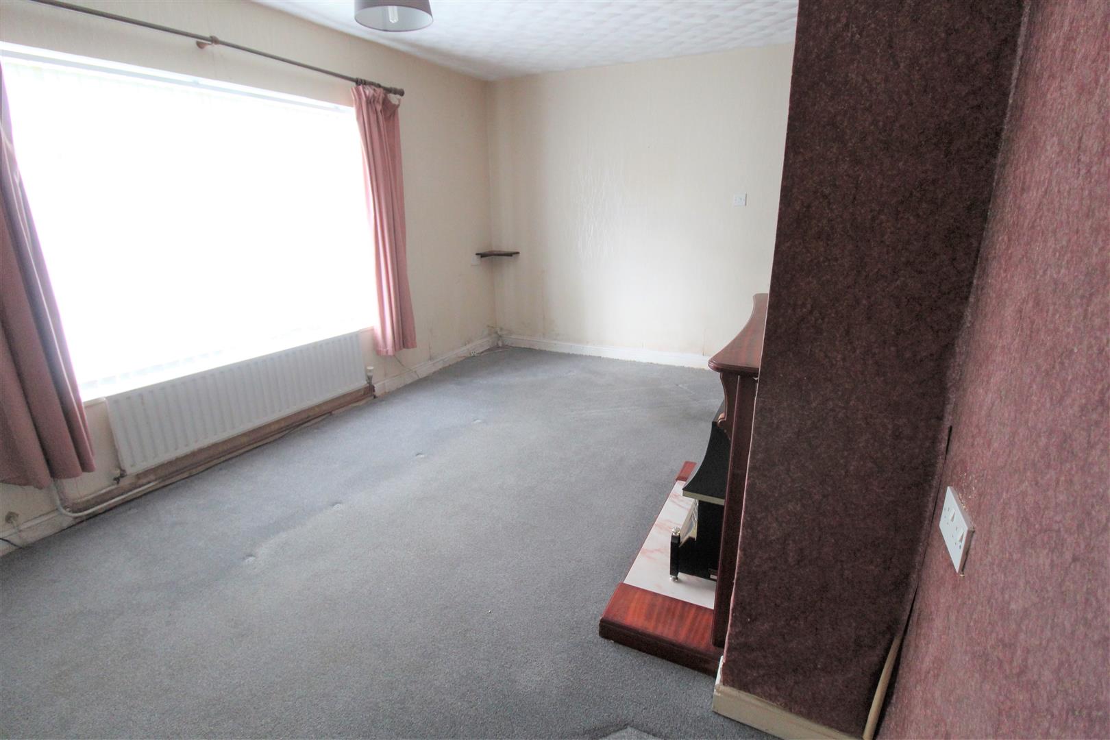 Ladybank Grove, Blurton, Stoke-On-Trent